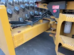 Caterpillar-CP74-2011-205742