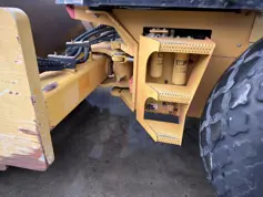 Caterpillar-CS74-2010-210621