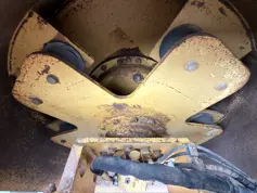 Caterpillar-CS74-2010-210621