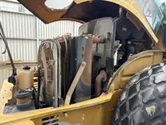 Caterpillar-CS74-2010-210621