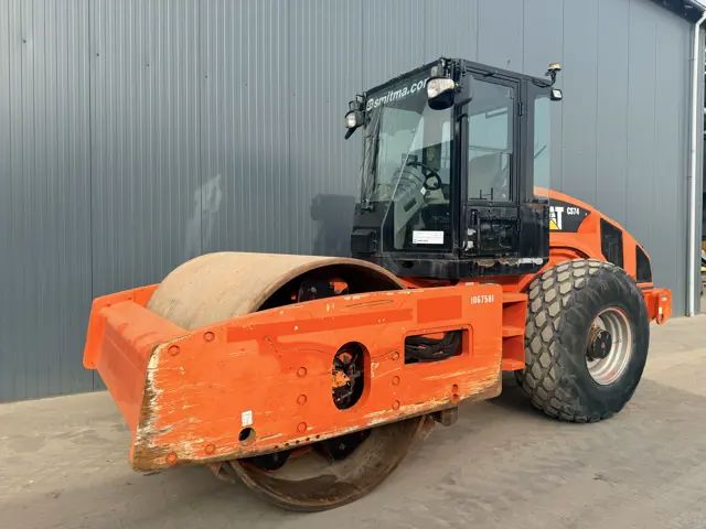 Caterpillar-CS74-2011-211475