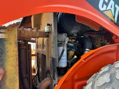 Caterpillar-CS76 XT-2011-205988
