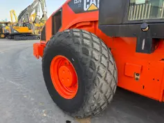 Caterpillar-CS76 XT-2011-205988