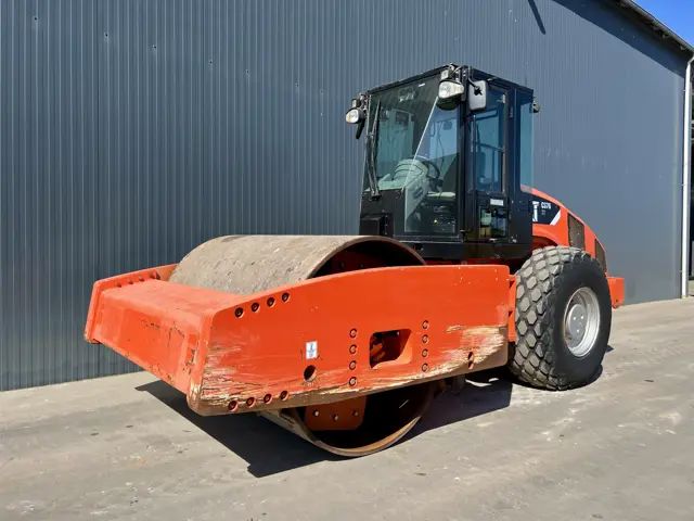 Caterpillar-CS76 XT-2011-207529