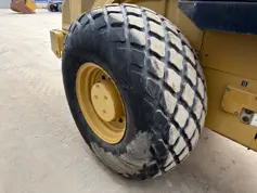 Caterpillar-CS76 XT-2011-210009