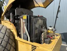 Caterpillar-CS76 XT-2011-207608