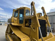 Caterpillar-D6H XL-1986-208513