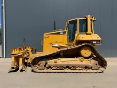 Caterpillar-D6N LGP-2004-212067
