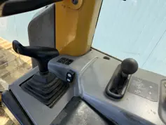 Caterpillar-D6N LGP-2004-212067