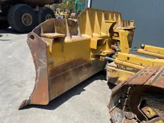 Caterpillar-D6N LGP-2011-207636
