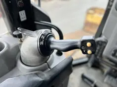 Caterpillar-D6N LGP-2011-207636