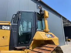Caterpillar-D6N LGP-2011-207636