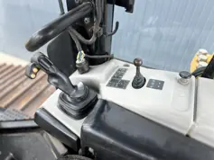 Caterpillar-D6N LGP - RIPPER-2012-209415