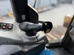 Caterpillar-D6N LGP-2013-208148