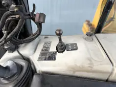 Caterpillar-D6N LGP-2013-208148