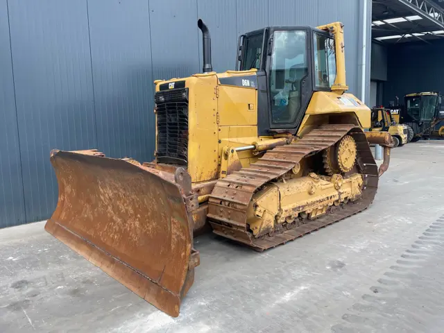 Caterpillar-D6N XL-2009-206739