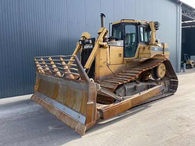 Caterpillar-D6R LGP-2002-207189