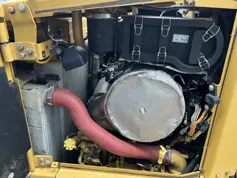 Caterpillar-D6T LGP - U/C System One 80% Good - Ripper-2012-205304