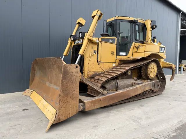 Caterpillar-D6T XL-2008-210087