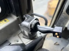 Caterpillar-D6T XL-2008-210087