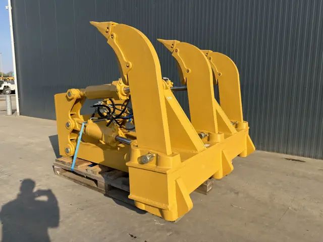 Caterpillar-D8N Multi Shank Ripper-2026-908202