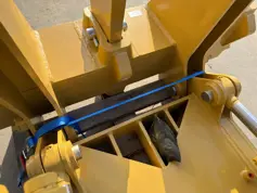 Caterpillar-D8R Multi Shank Ripper-2026-908201