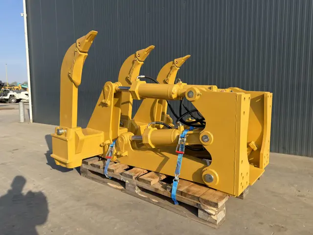 Caterpillar-D8T Multi Shank Ripper-2026-908200
