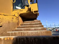 Caterpillar-D9T-2017-210147