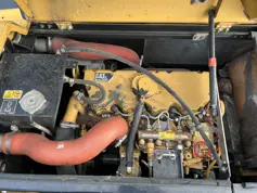 Caterpillar-M315D-2011-205803