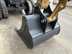 Caterpillar-M316D-2011-211800