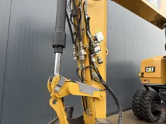 Caterpillar-M318F-2015-211558