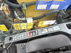 Caterpillar-M318F-2015-211558