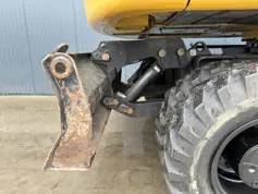 Caterpillar-M318F-2015-211558