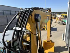 Caterpillar-M320F-2014-211545