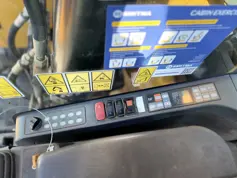 Caterpillar-M320F-2014-211545