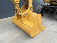 Caterpillar-M322C-2005-210381