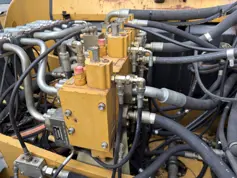 Caterpillar-M322C-2005-210381