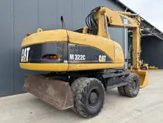 Caterpillar-M322C-2005-210381