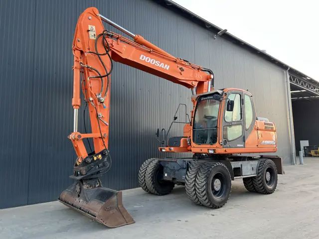 Doosan-DX170W-2010-206428