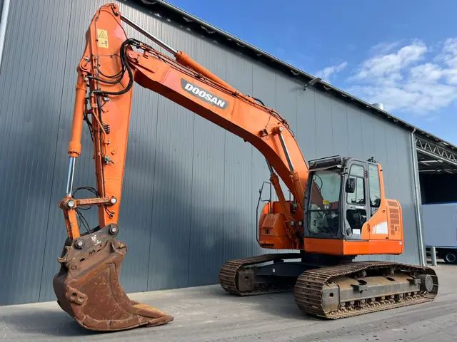 Doosan-DX235LCR-2012-206889