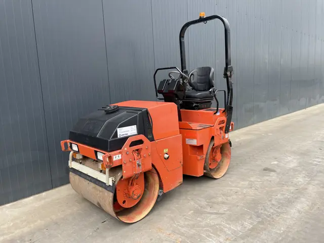 Dynapac-CC102-2010-199292