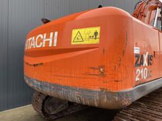Hitachi-ZX210LC-3-2010-184338
