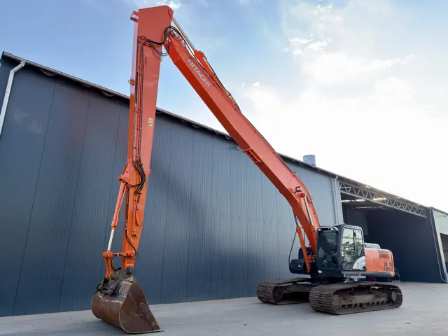 HITACHI ZX250LC-5B Long reach Smitma