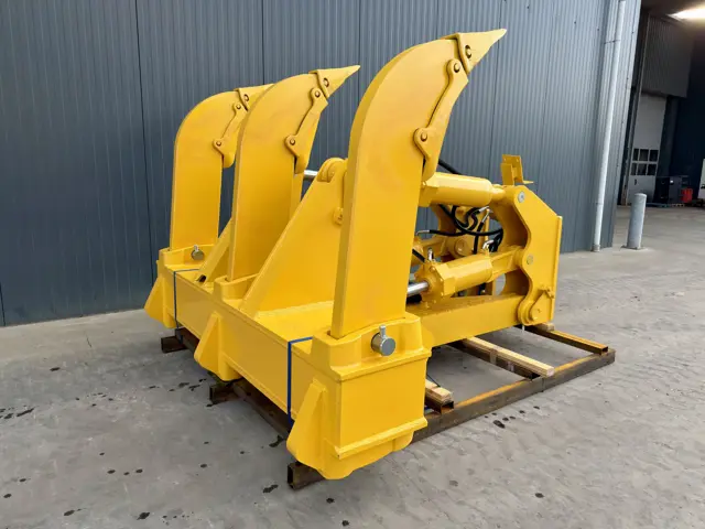 Komatsu-D155-2026-907208