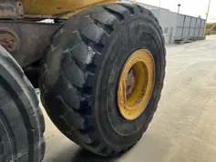 Komatsu-HM400-3-2012-207255