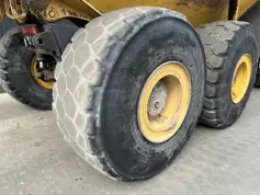 Komatsu-HM400-3-2012-207255