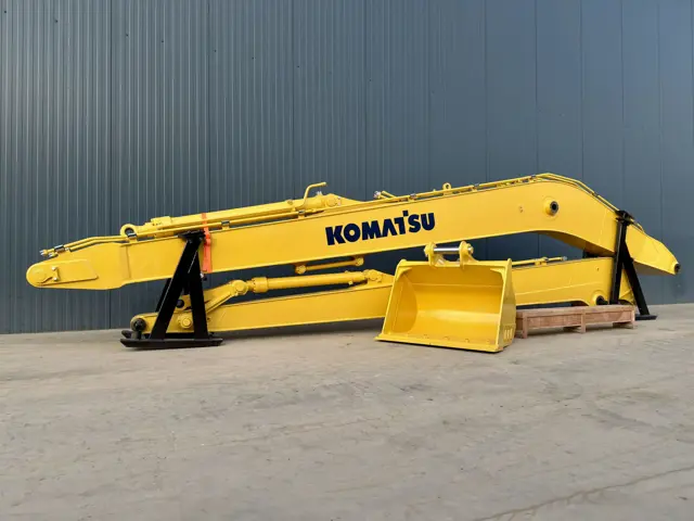 Komatsu-PC200 15 mtr-2026-907893