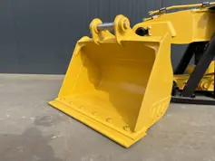 Komatsu-PC200 18 mtr-2026-907894