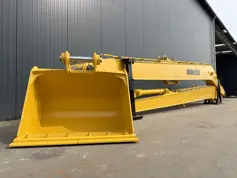 Komatsu-PC200 18 mtr-2026-907894
