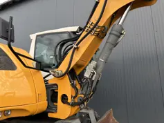 Liebherr-A910 Compact | 5 BUCKETS-2013-214714